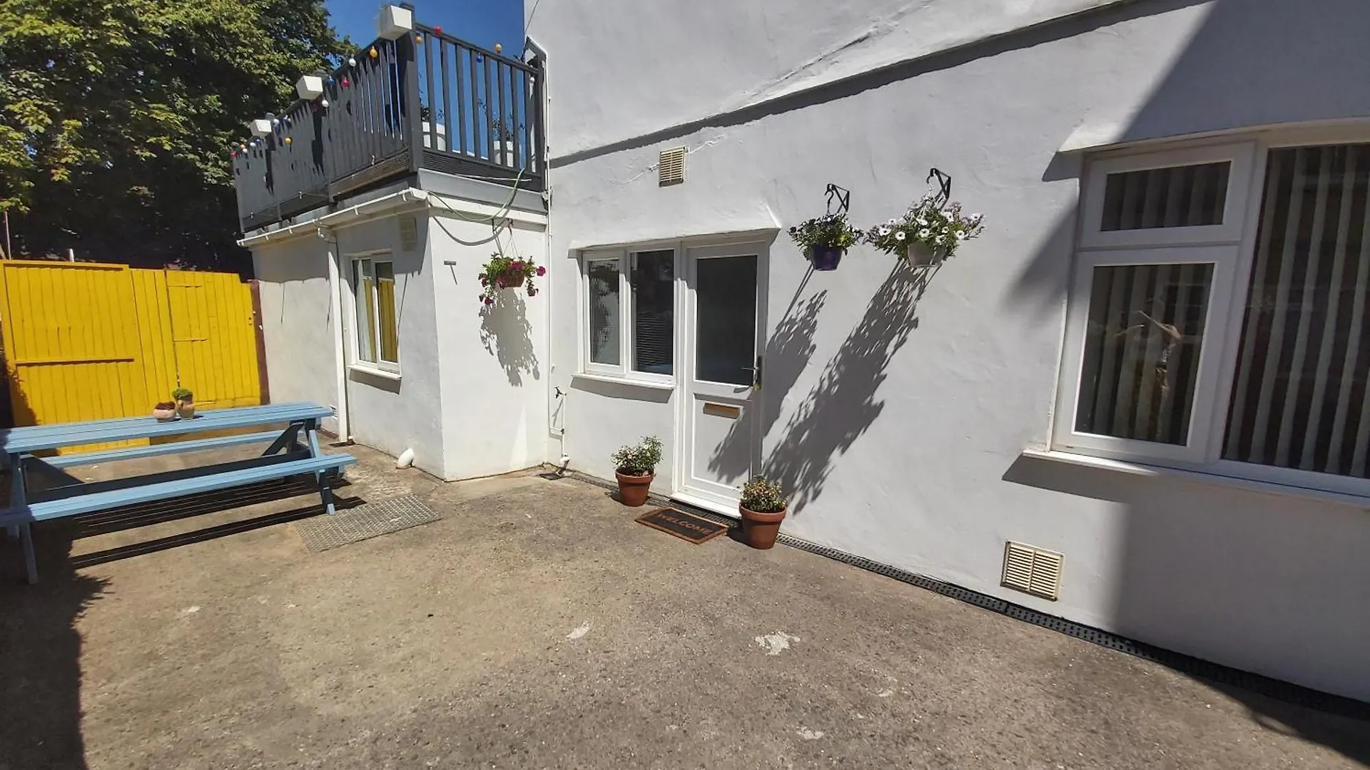 Beautiful Two Bedroom Ground Floor Apartment Swansea 0*,  United Kingdom